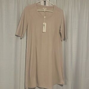 NWT. women’s dress. waffle knit. size large